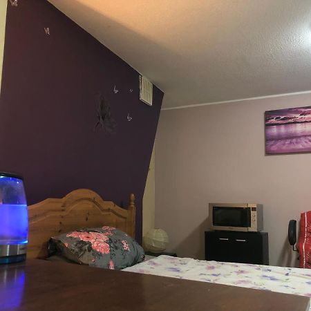 הייסטינגס Apartamento Single Large Room מראה חיצוני תמונה